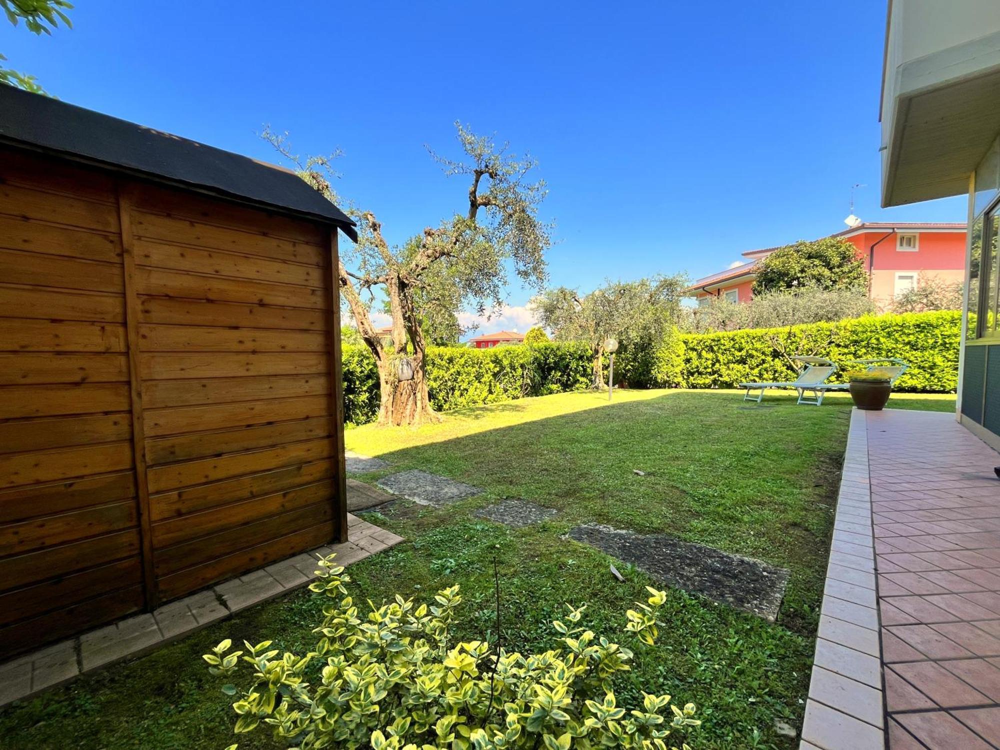 Garden Apartment Lazise Exterior foto